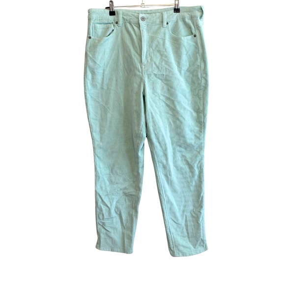 American Eagle Mint Corduroy Pants - Picture 2 of 5